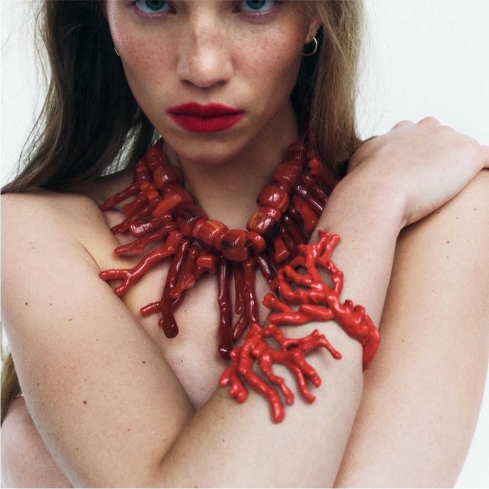 Zara Coral Effect Bracelet Cuff Wrap Around Red 4548/020 - Picture 3 of 9